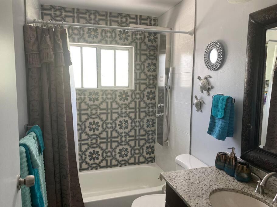 וסט פאלם ביץ' Private Townhouse With Courtyard And Covered Patio מראה חיצוני תמונה