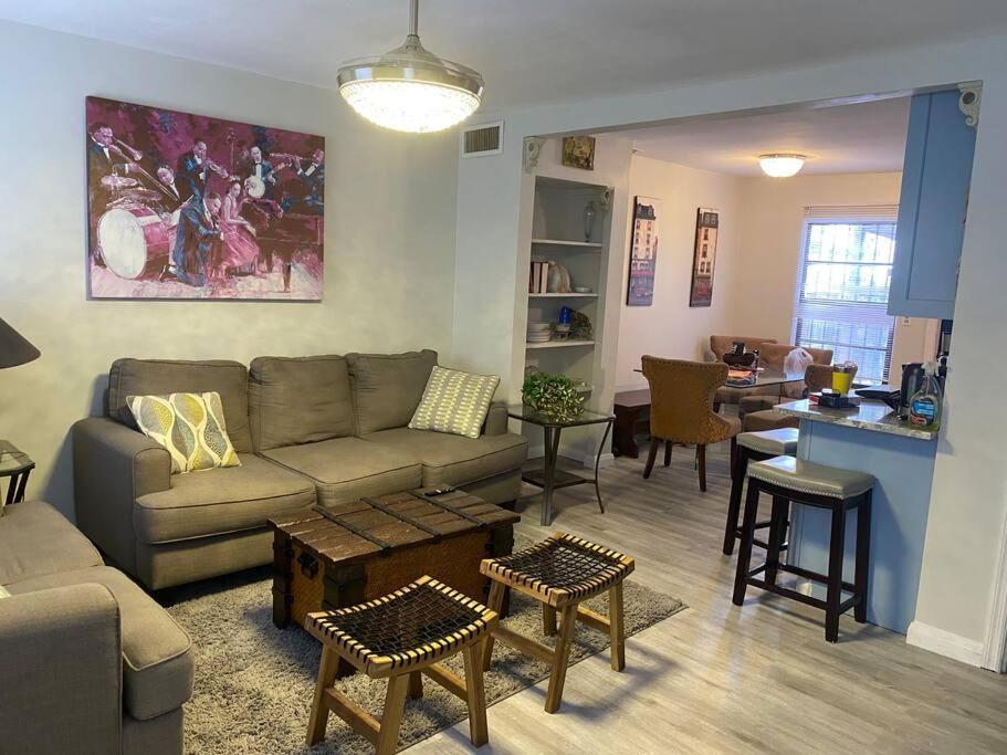 וסט פאלם ביץ' Private Townhouse With Courtyard And Covered Patio מראה חיצוני תמונה