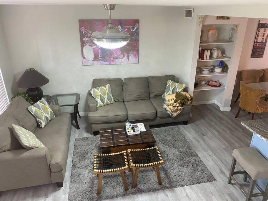 וסט פאלם ביץ' Private Townhouse With Courtyard And Covered Patio מראה חיצוני תמונה
