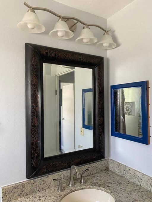 וסט פאלם ביץ' Private Townhouse With Courtyard And Covered Patio מראה חיצוני תמונה